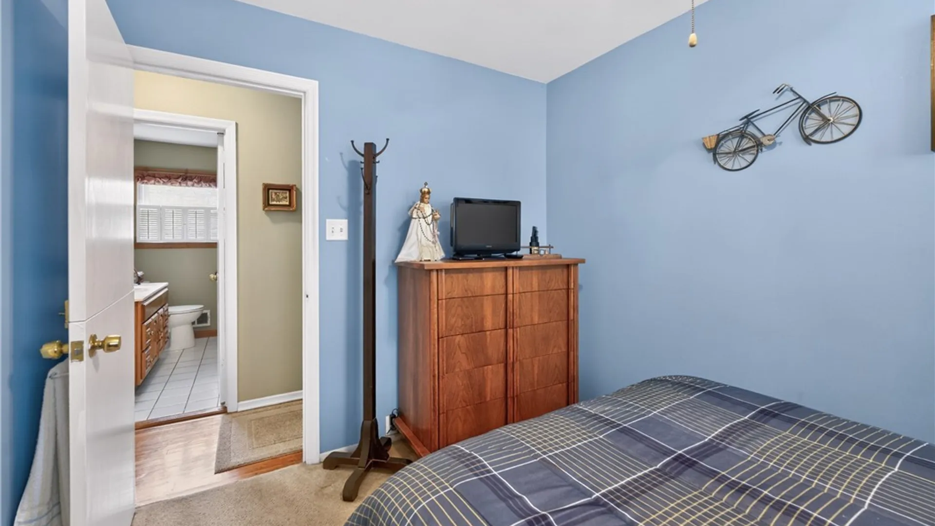 Property at 450 Dorsey Lane, Utica, NY 13502 33