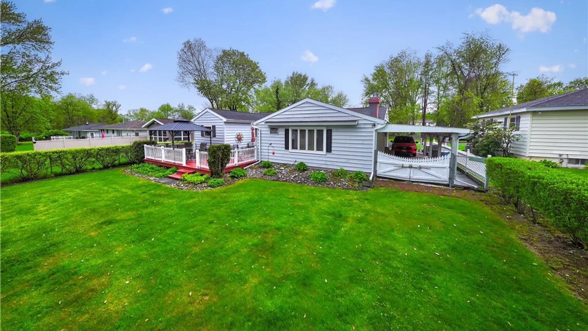 Property at 450 Dorsey Lane, Utica, NY 13502 8