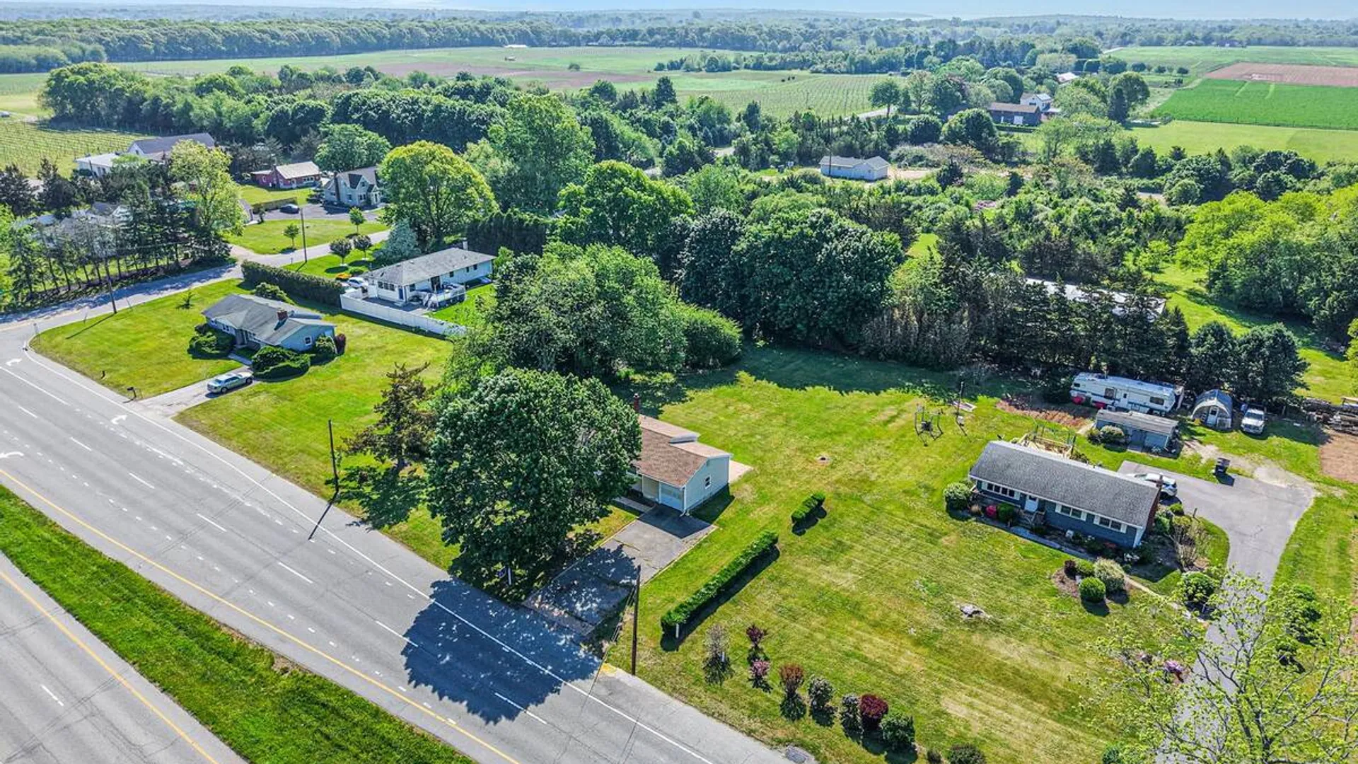 Property at 16400 County Road 48, Cutchogue, NY 11935 23