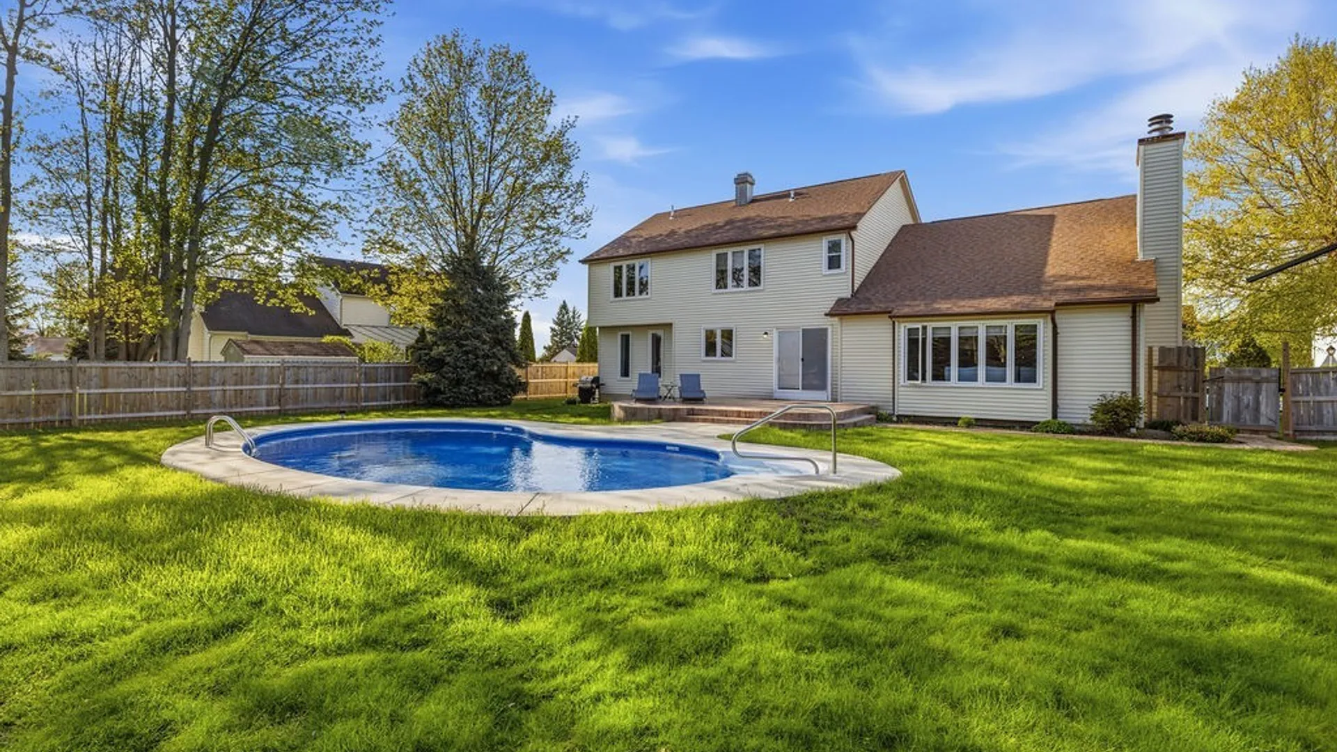 Property at 2776 Coventry, Hamburg, NY 14075 7