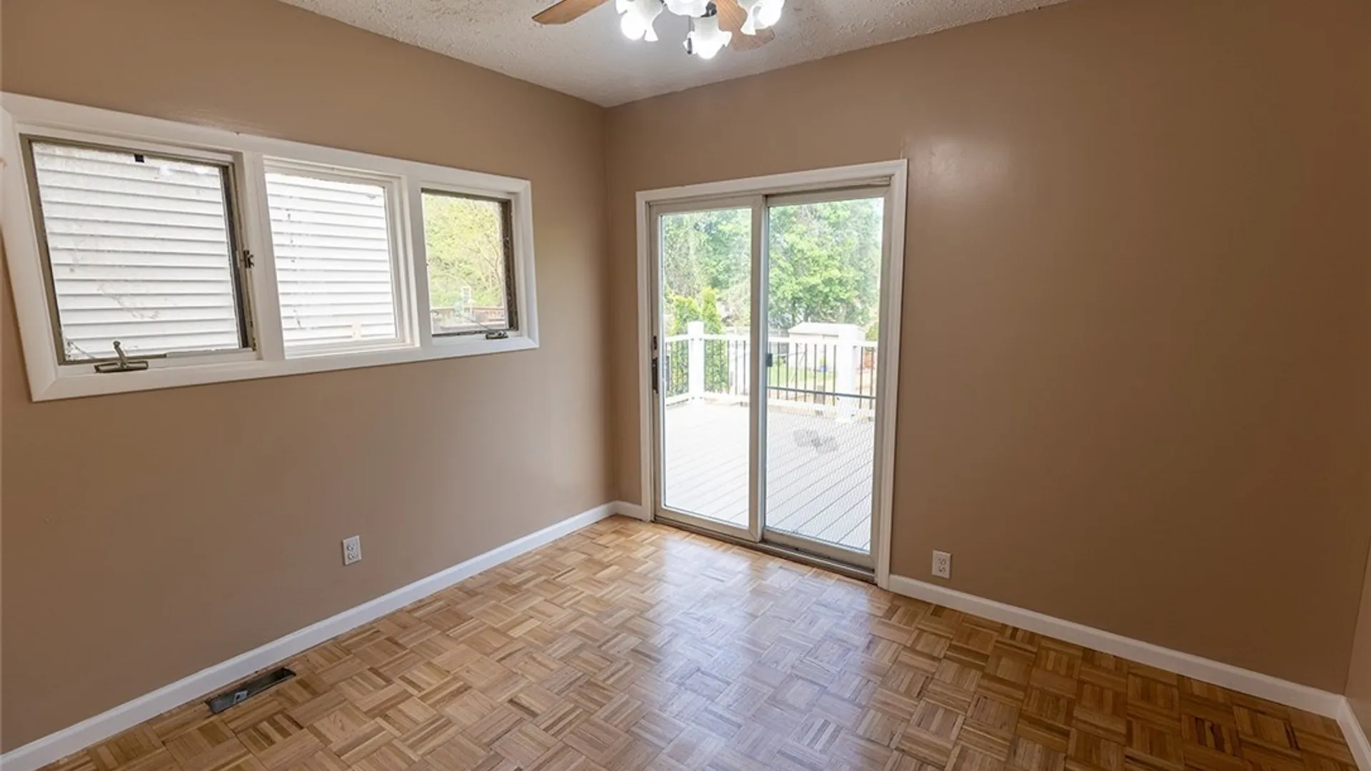 Property at 107 Wilmore Place, Syracuse, NY 13208 12