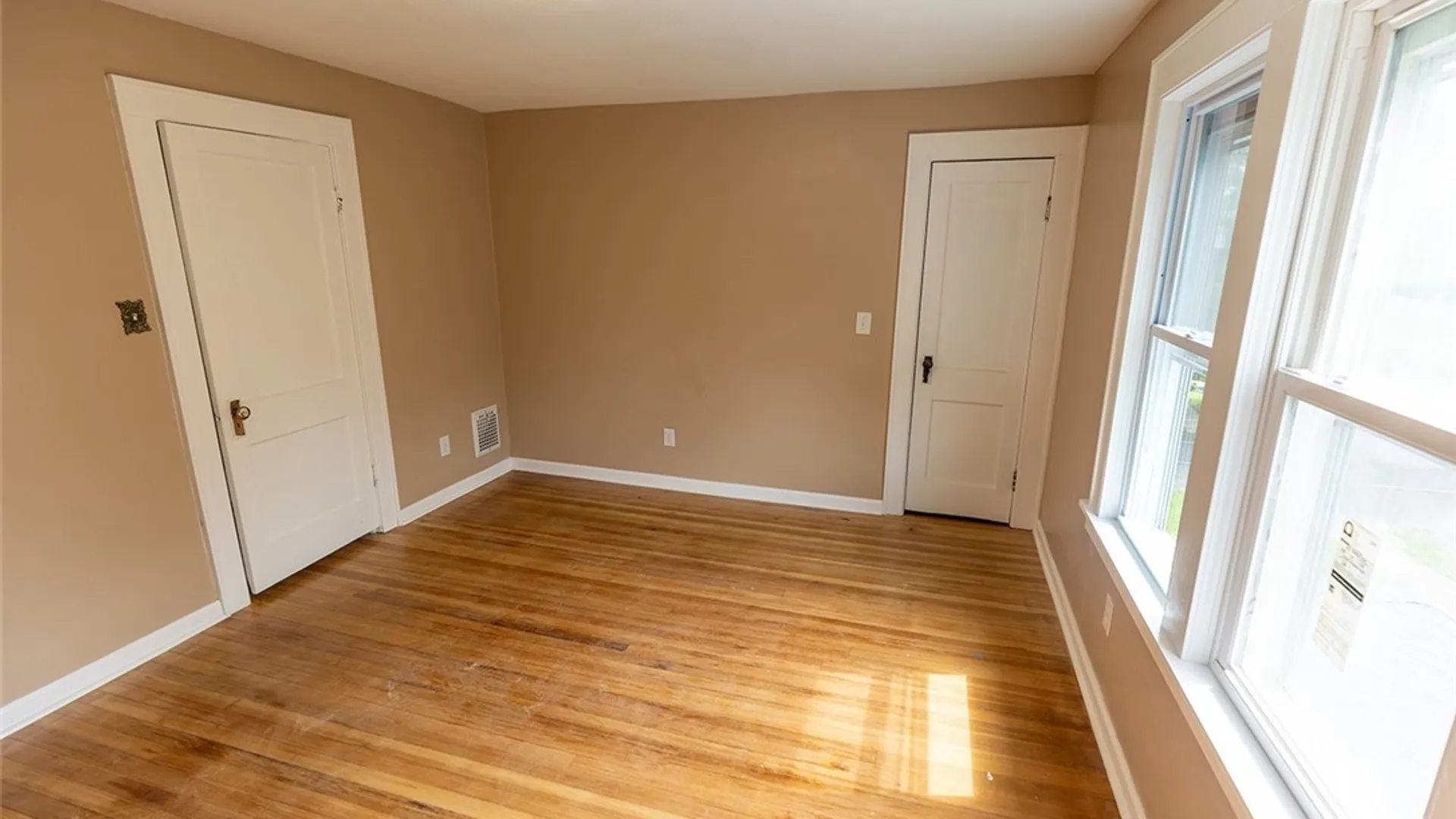 Property at 107 Wilmore Place, Syracuse, NY 13208 17