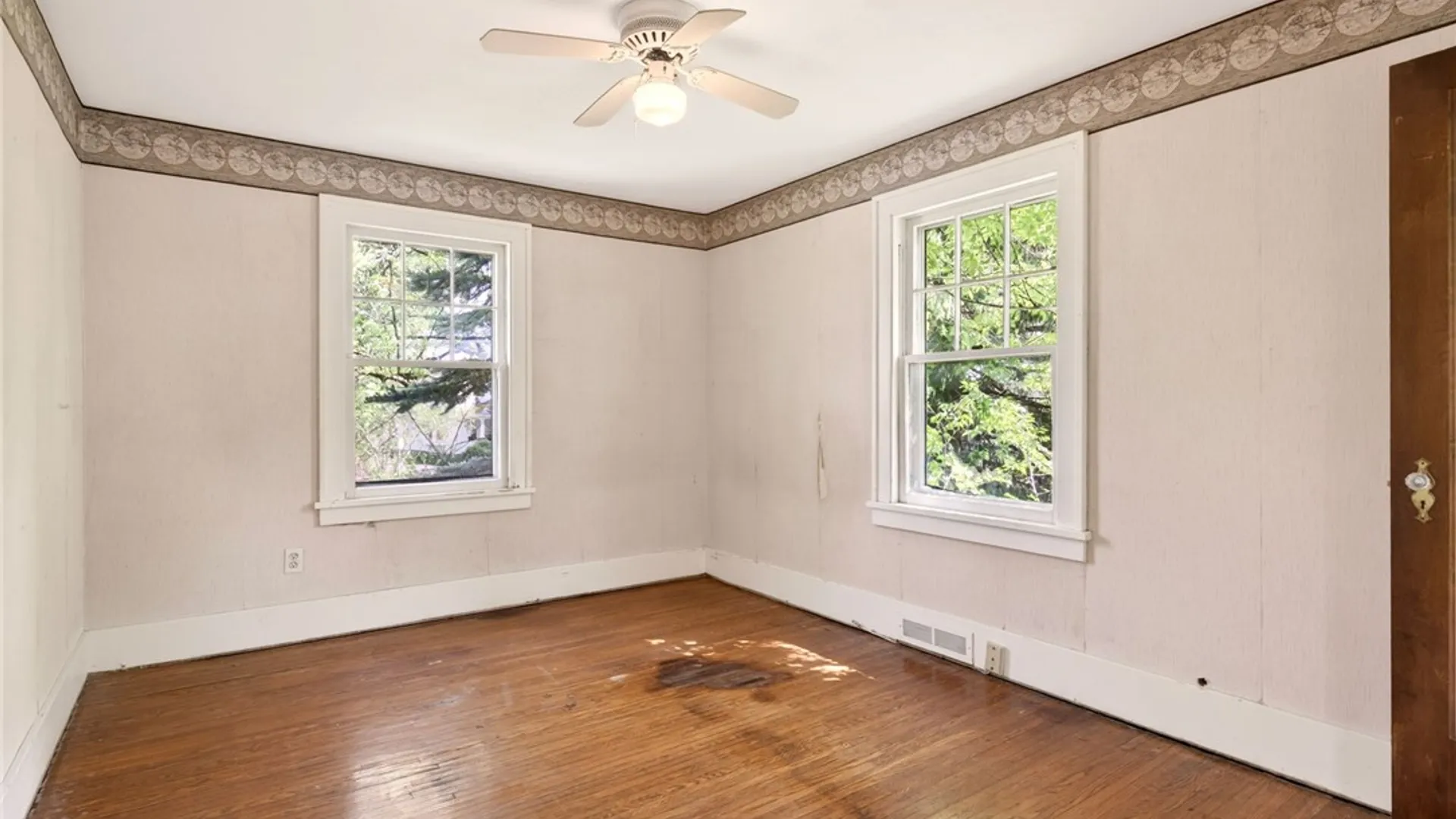Property at 3497 Saint Paul Boulevard, Irondequoit, NY 14617 25