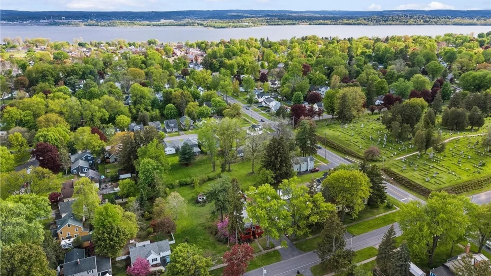 Property at 111 6th Street, Salina, NY 13088 32