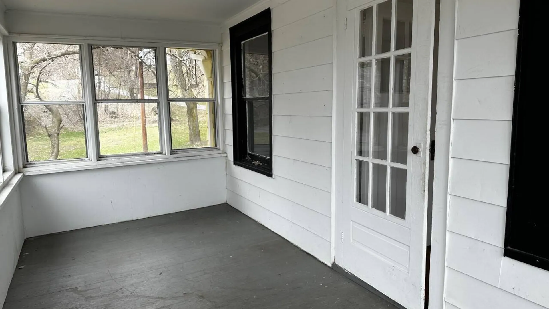 Property at 27 Howard Rd, Poughkeepsie, NY 12603 7