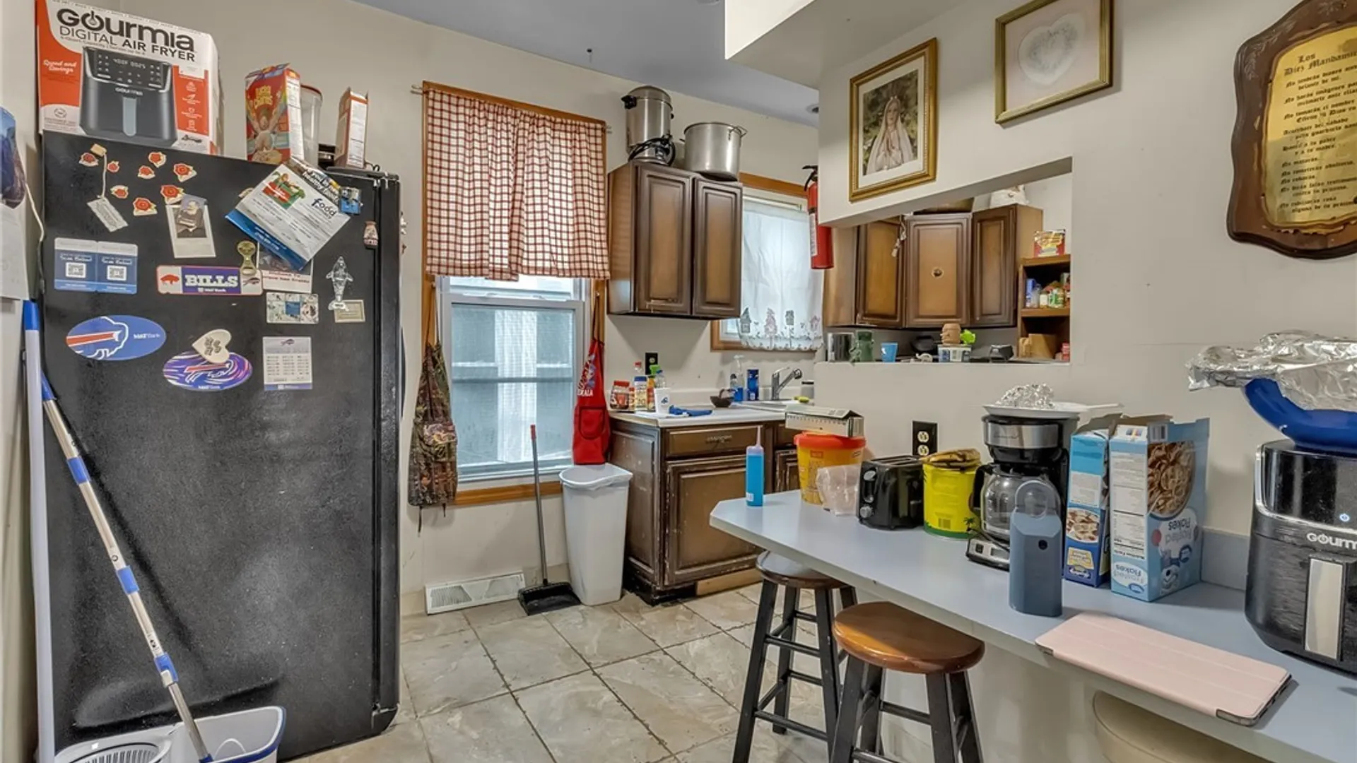 Property at 302 Massachusetts Avenue, Buffalo, NY 14213 15