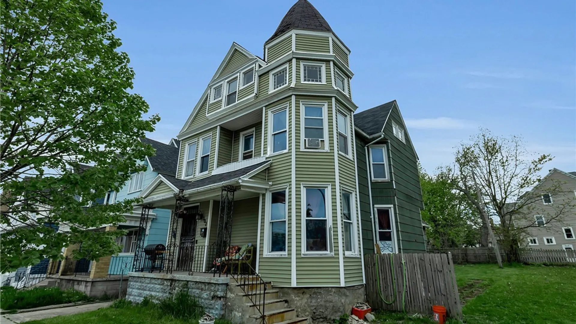 Property at 302 Massachusetts Avenue, Buffalo, NY 14213 2
