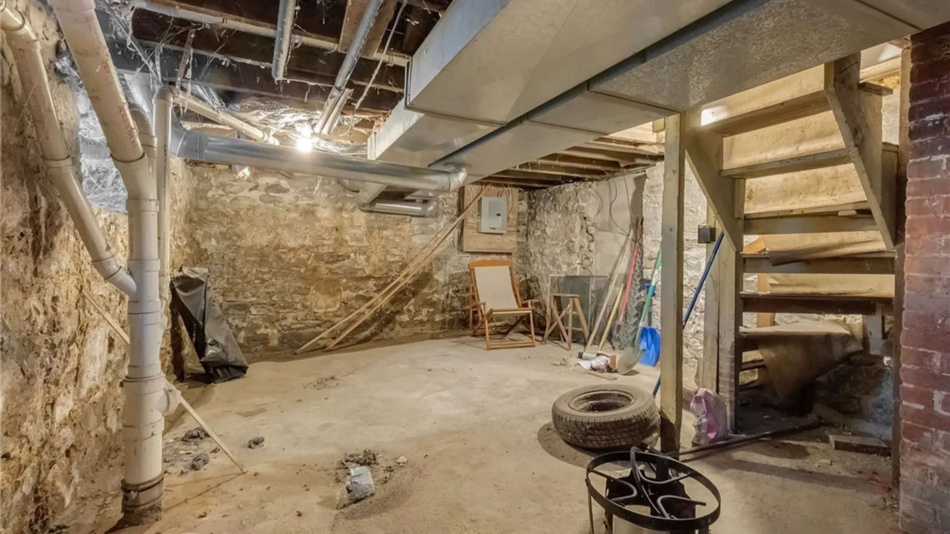 Property at 302 Massachusetts Avenue, Buffalo, NY 14213 37