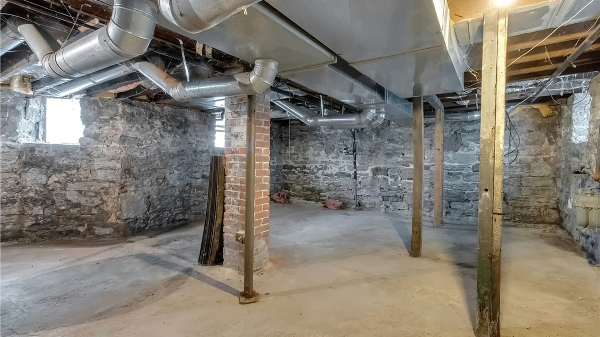 Property at 302 Massachusetts Avenue, Buffalo, NY 14213 38