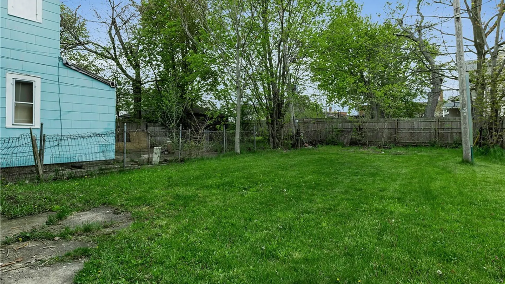 Property at 302 Massachusetts Avenue, Buffalo, NY 14213 48