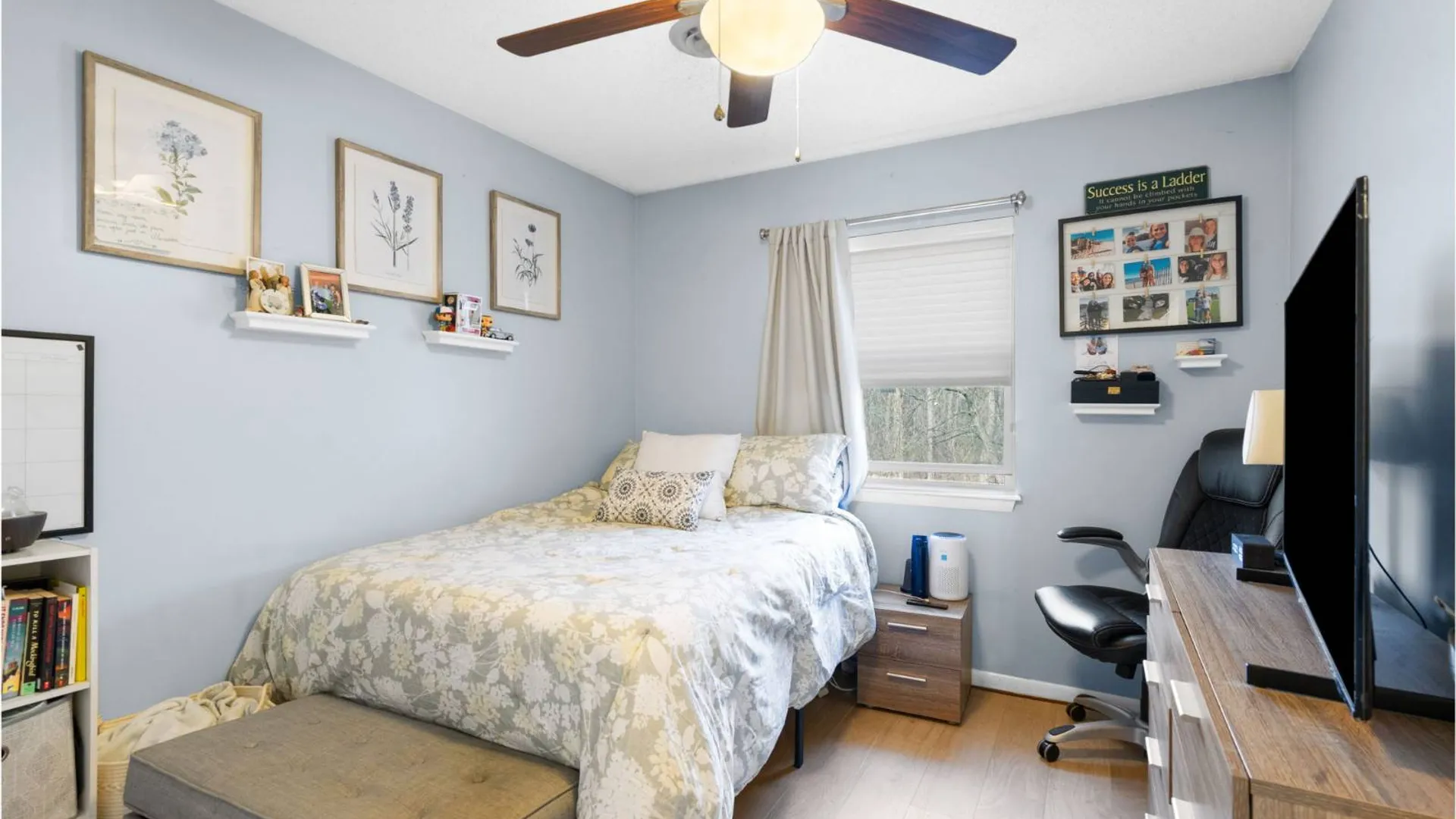 Property at 1906 Cambridge Manor Drive, Schenectady, NY 12302 5