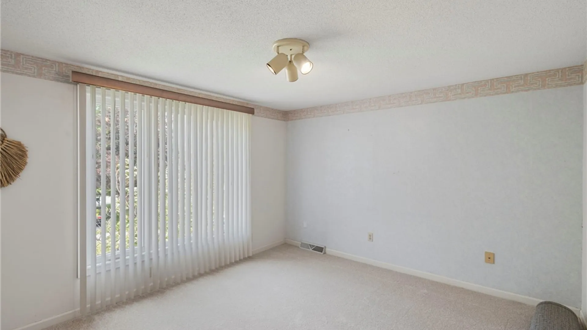 Property at 66 Windsong Court, Amherst, NY 14051 28