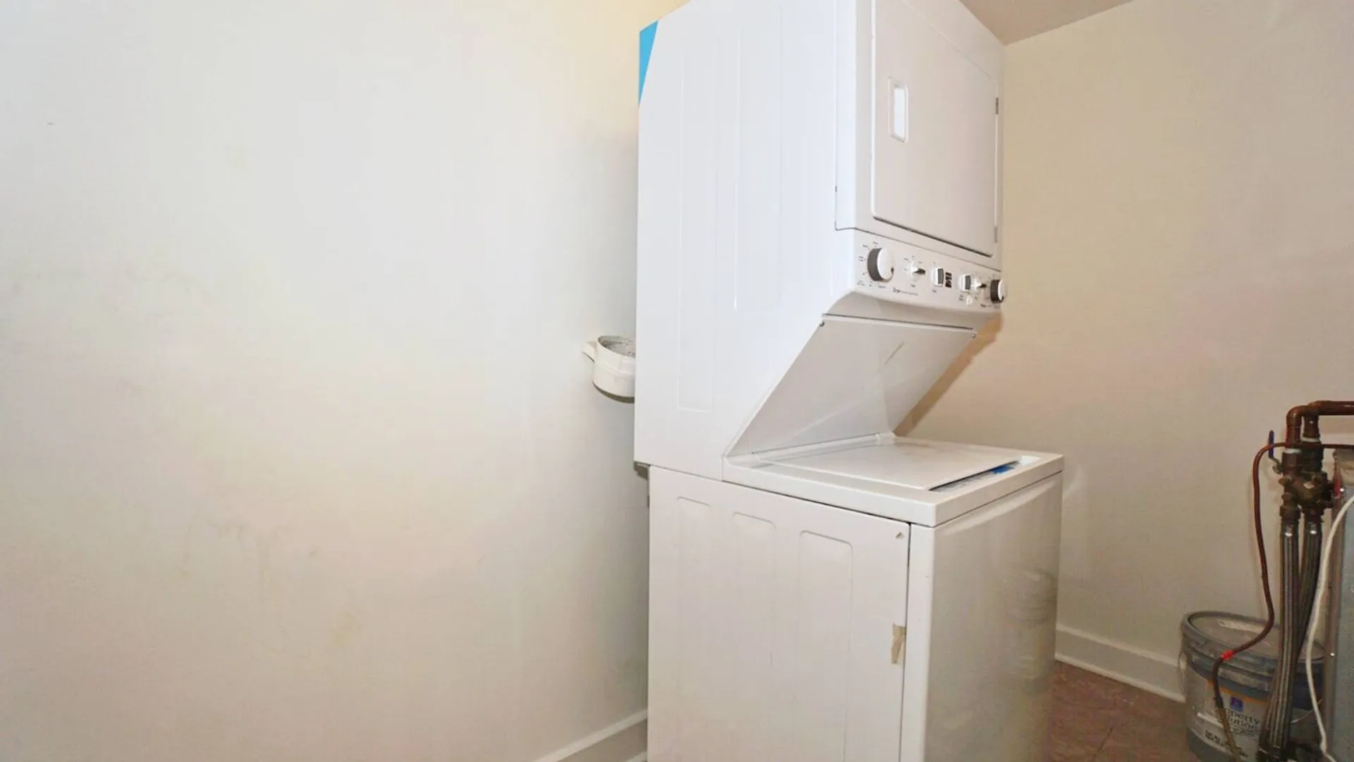 Property at 90 Bay St Landing, Staten Island, NY 10301 33