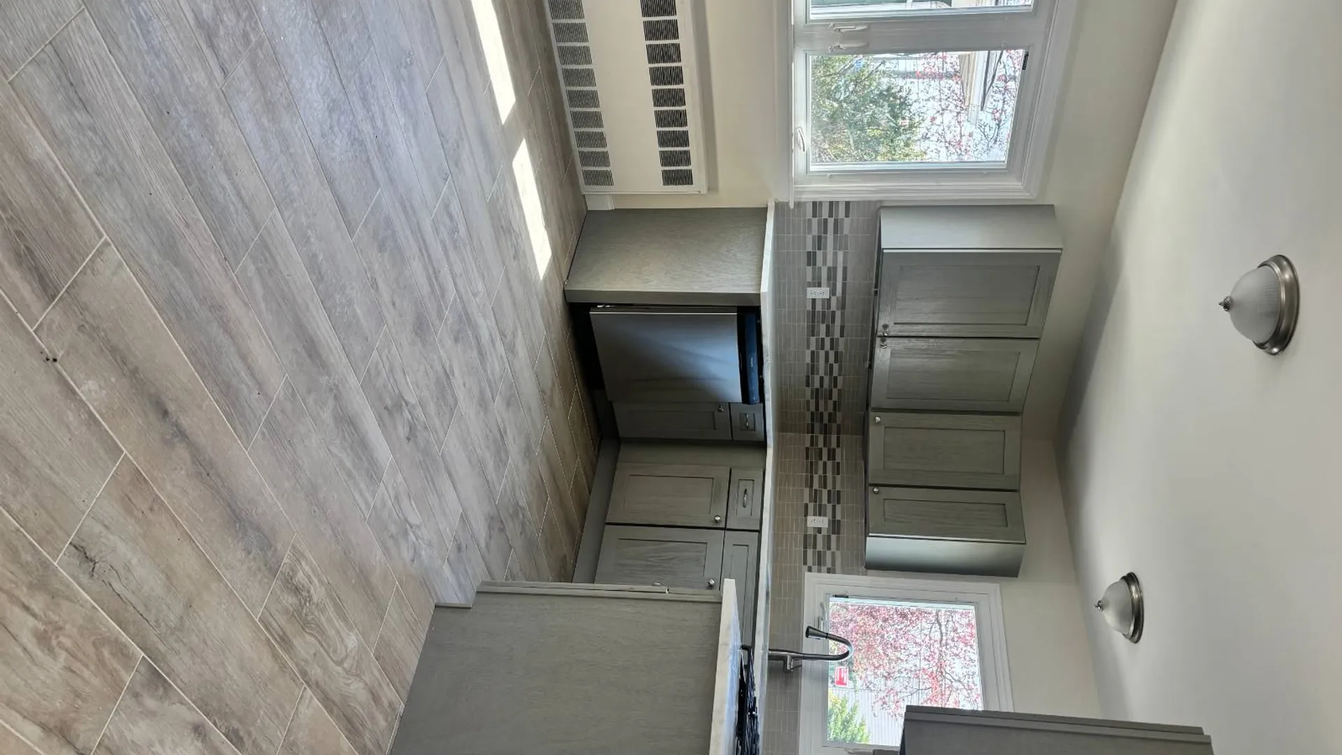 Property at 527 Willowbrook Road, Staten Island, NY 10314 15