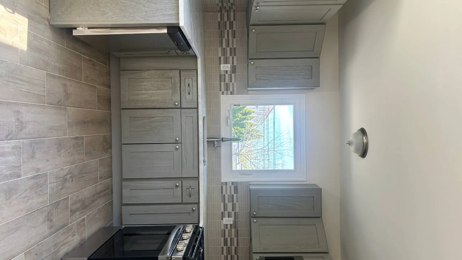 Property at 527 Willowbrook Road, Staten Island, NY 10314 9