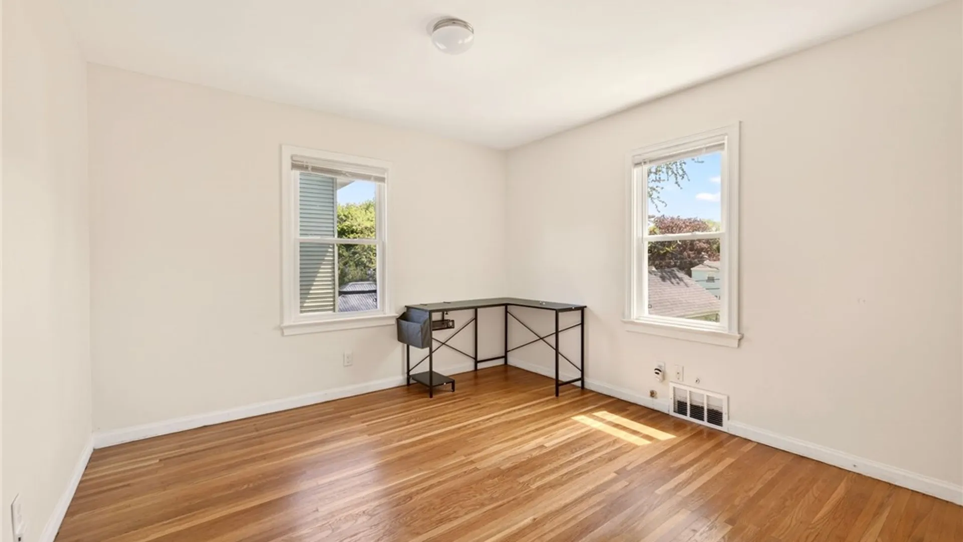 Property at 129 Wyndham Road, Rochester, NY 14612 13