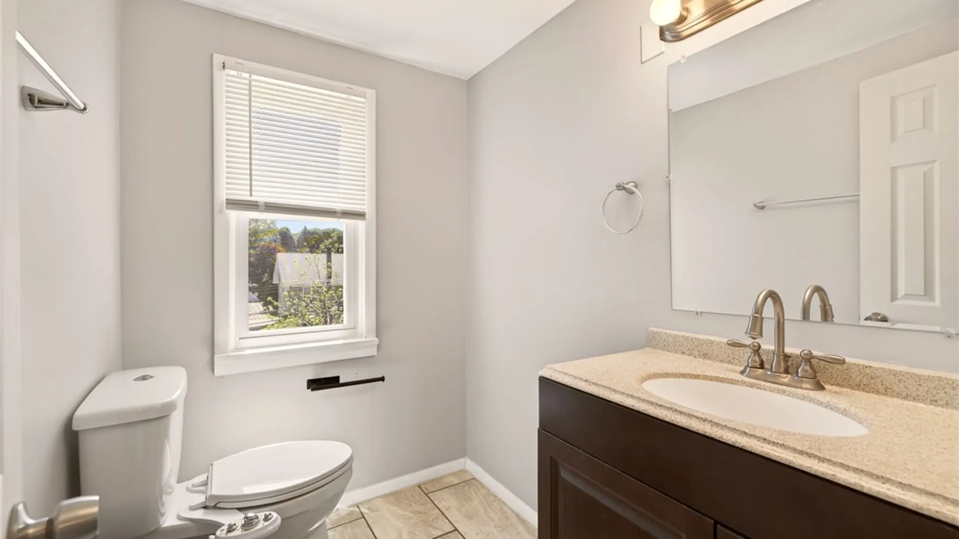 Property at 129 Wyndham Road, Rochester, NY 14612 17