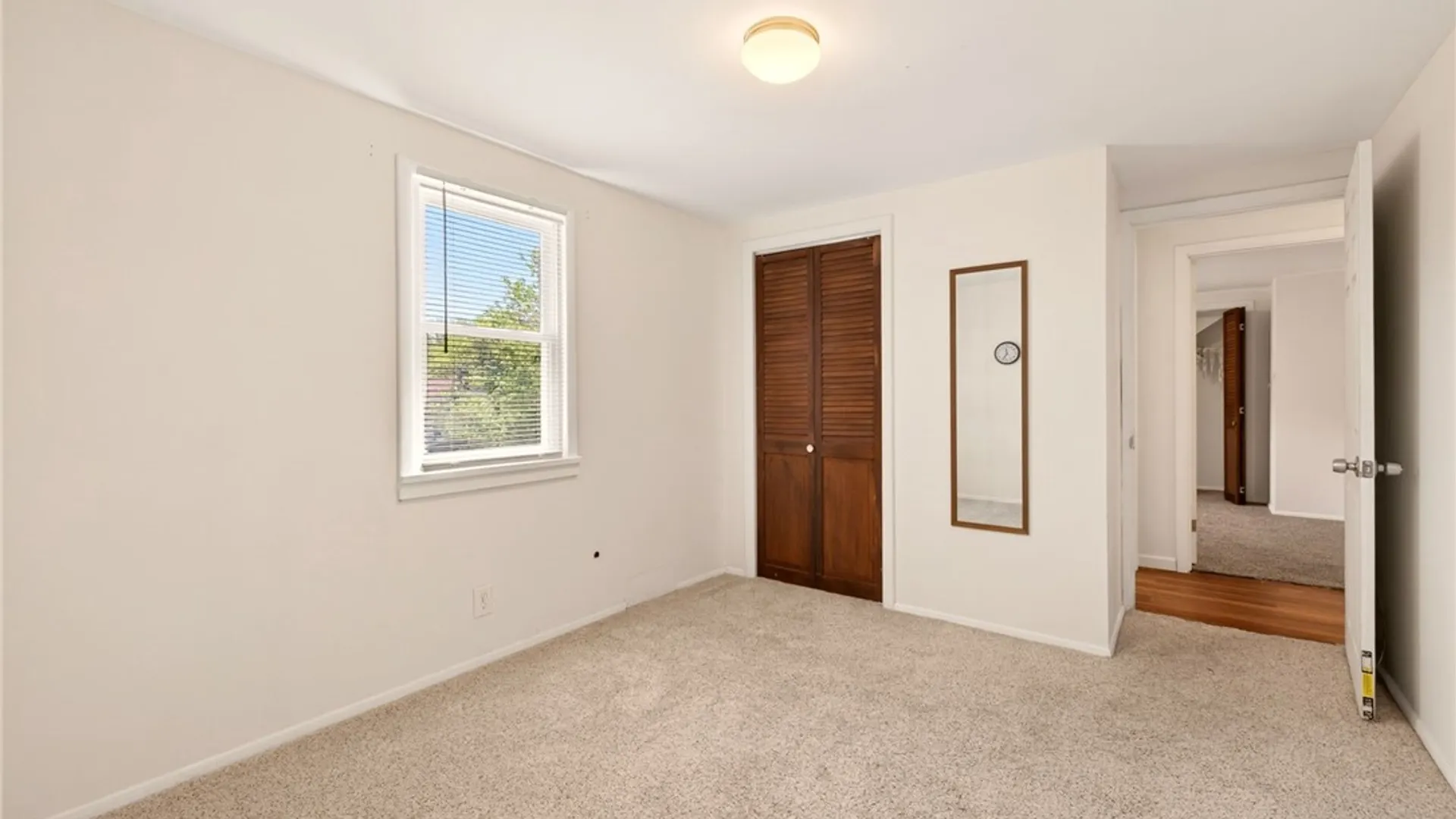 Property at 129 Wyndham Road, Rochester, NY 14612 18