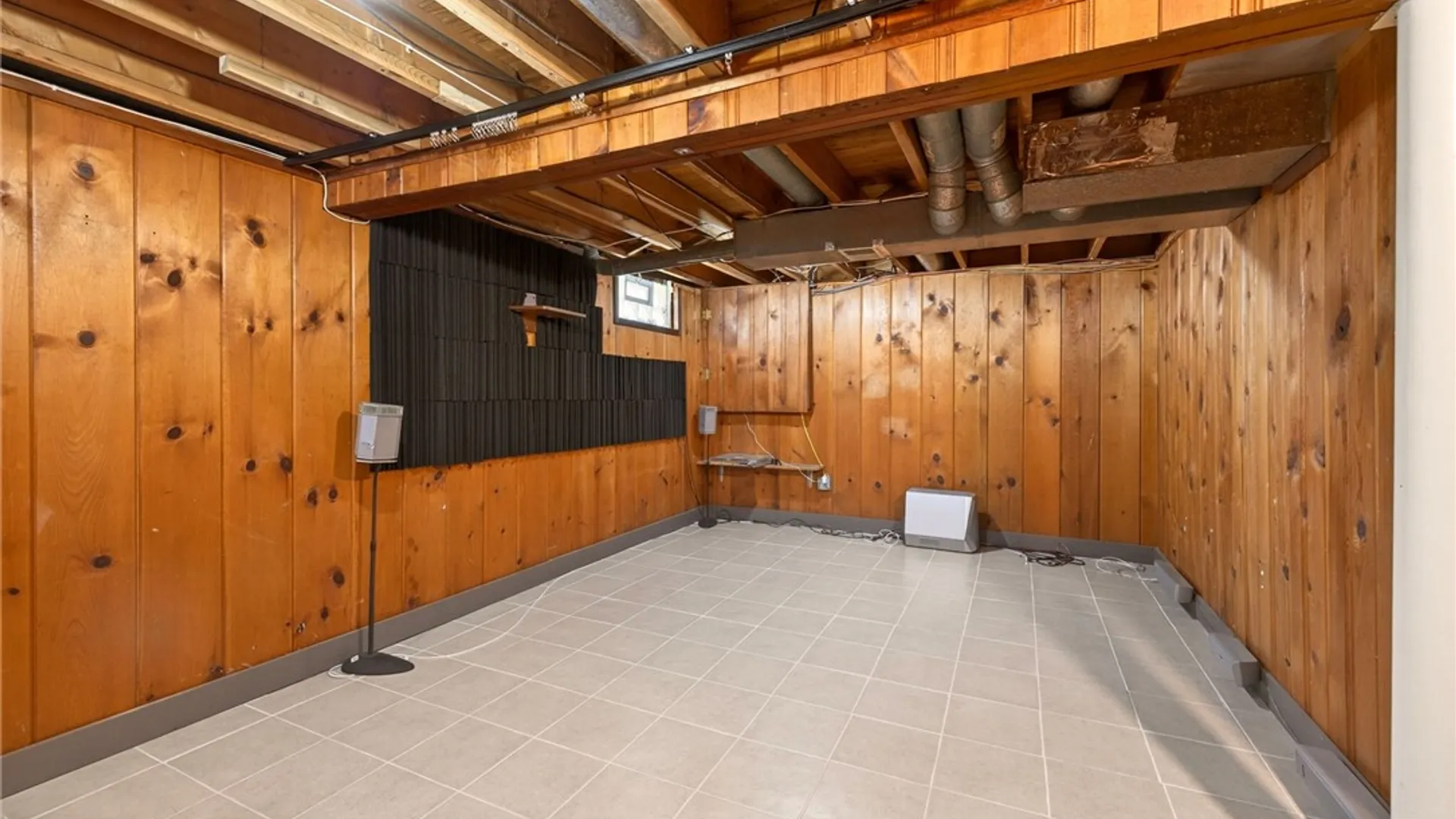 Property at 129 Wyndham Road, Rochester, NY 14612 23