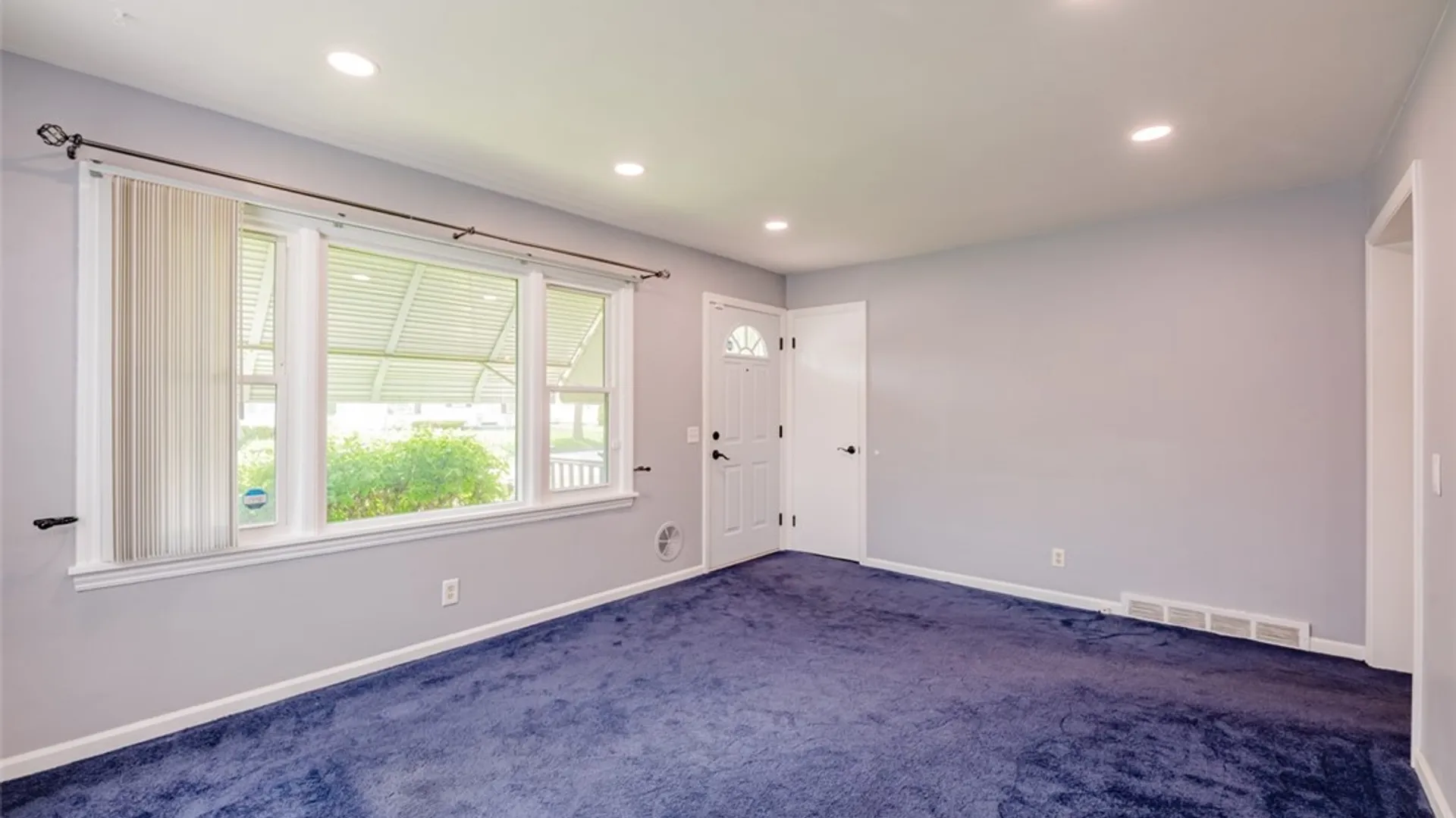 Property at 22 Claybrook Street, Rochester, NY 14609 5