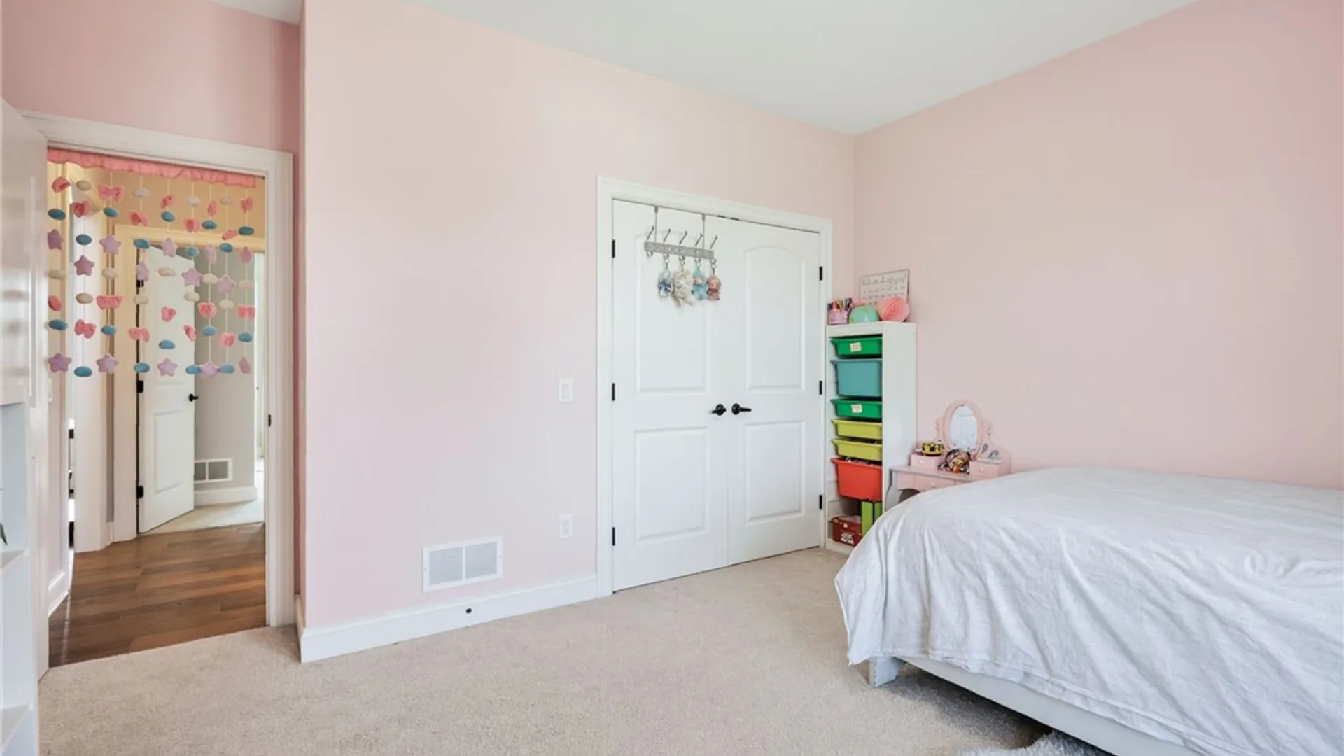 Property at 4 Black Wood Circle, Pittsford, NY 14534 32