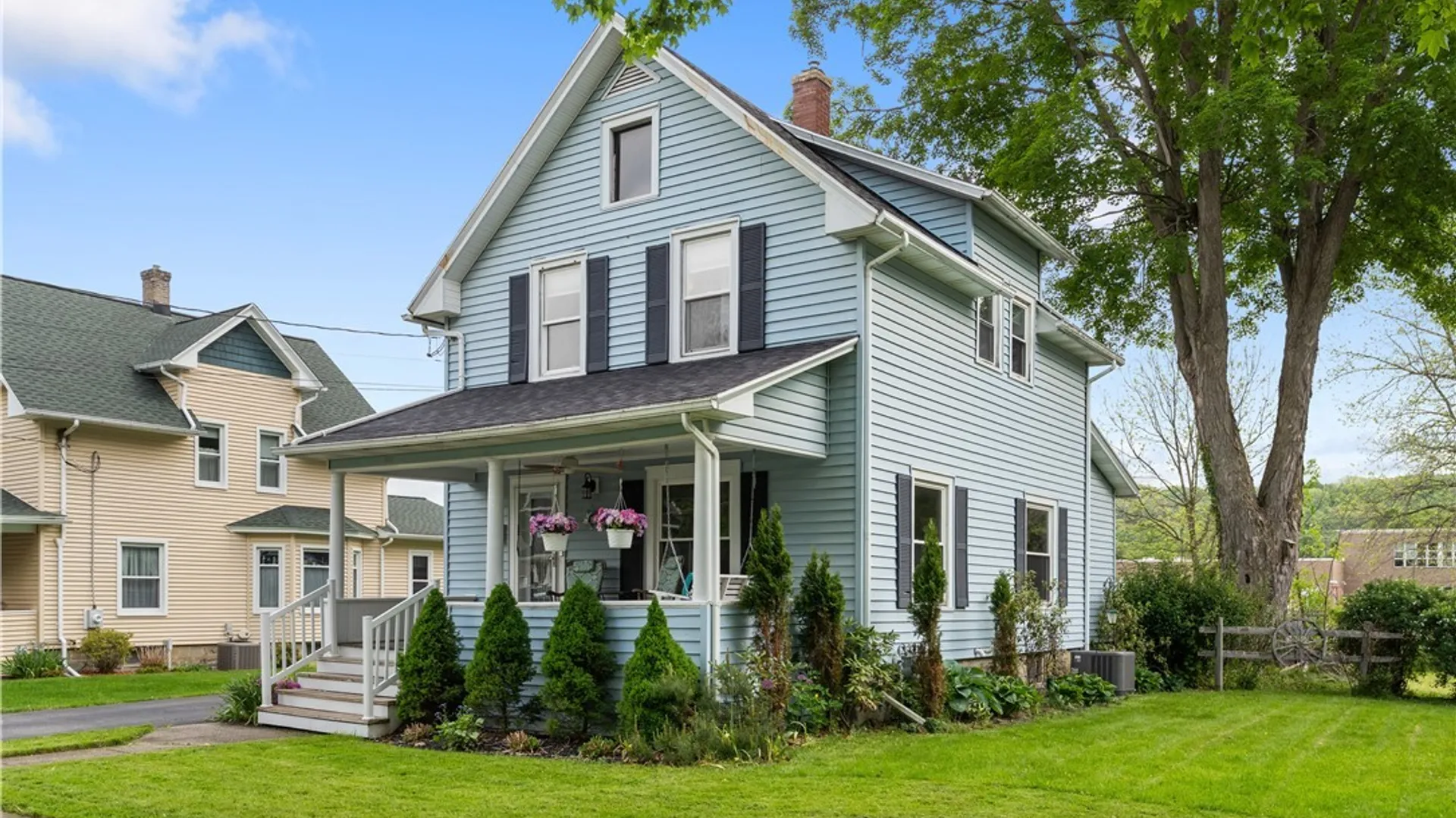 Property at 30 N Maple Street, Warsaw, NY 14569 3