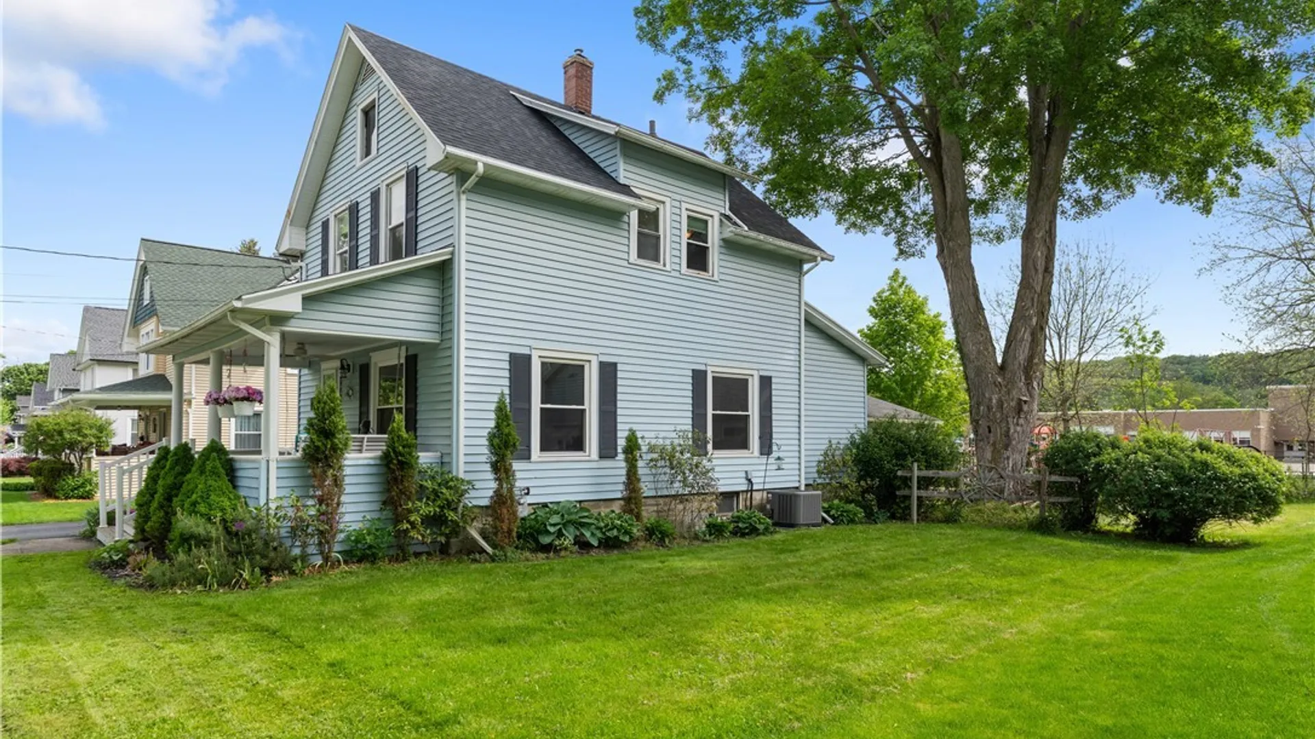 Property at 30 N Maple Street, Warsaw, NY 14569 6