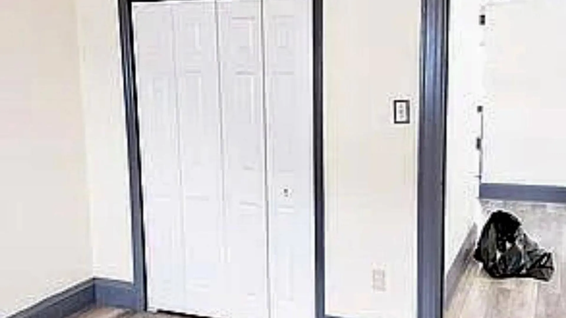 Property at 73-01 Ditmars Blvd, Astoria, NY 11370 6