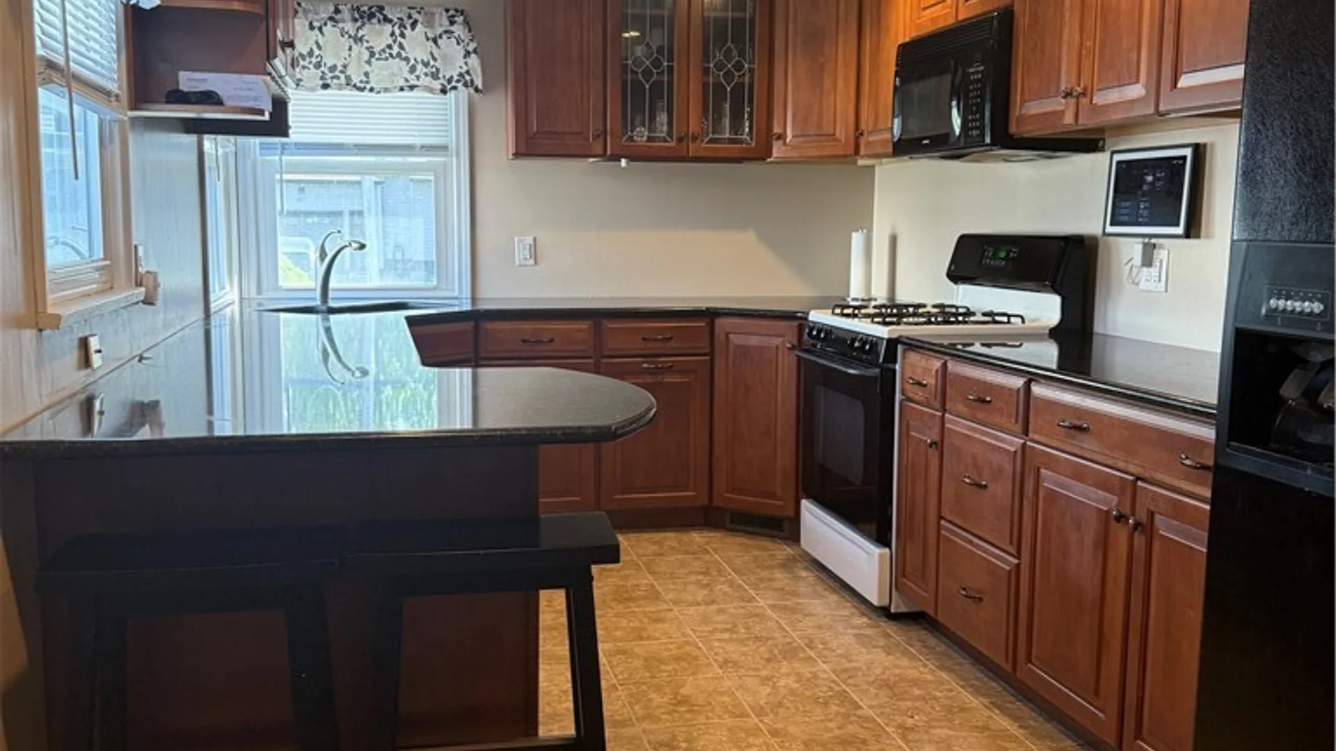 Property at 414 W Lewis Street, Lenox, NY 13032 26