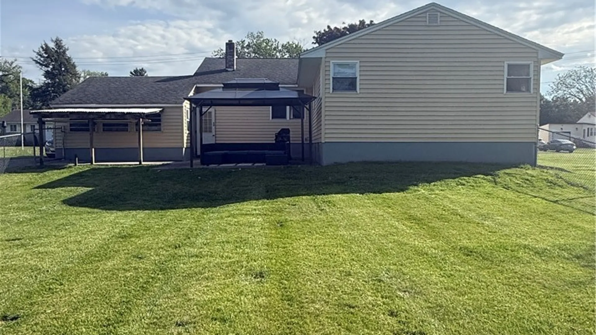 Property at 414 W Lewis Street, Lenox, NY 13032 6