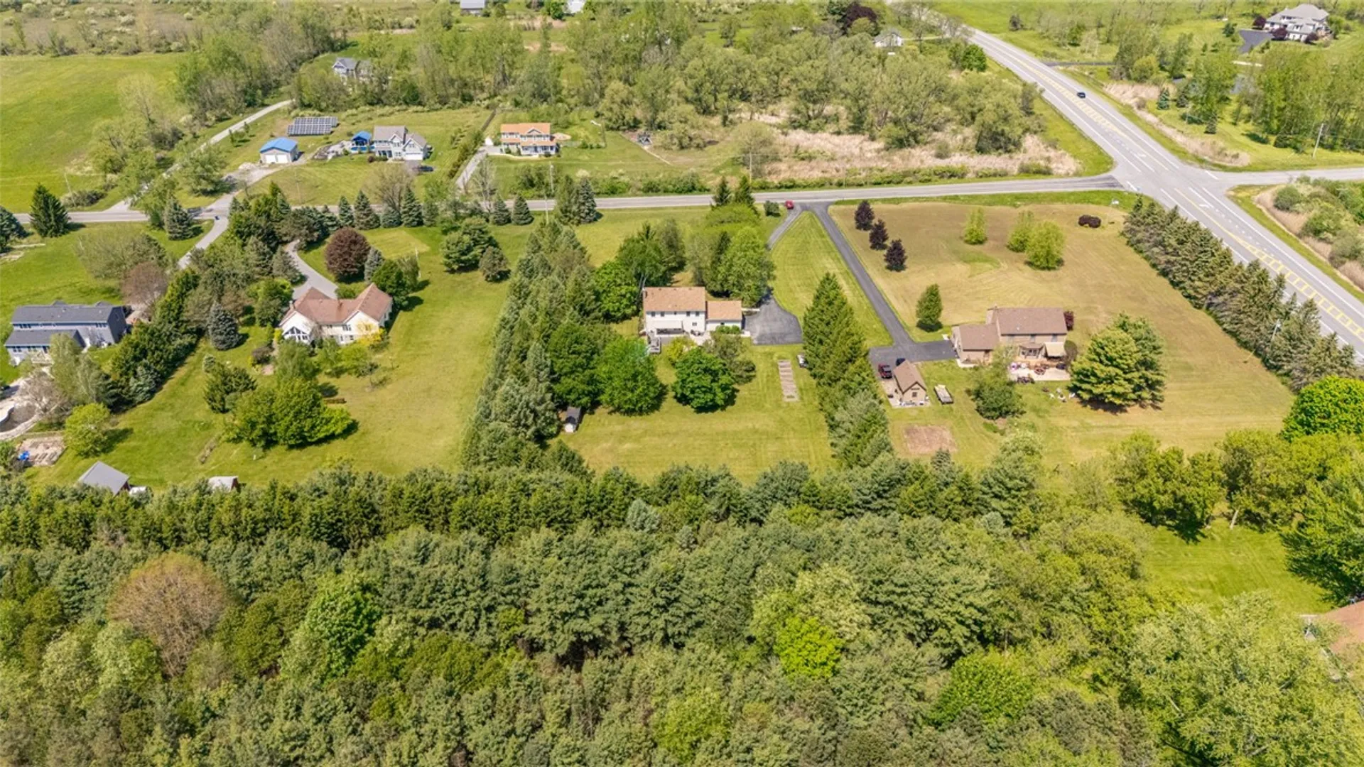 Property at 373 Parrish Road, Mendon, NY 14472 50