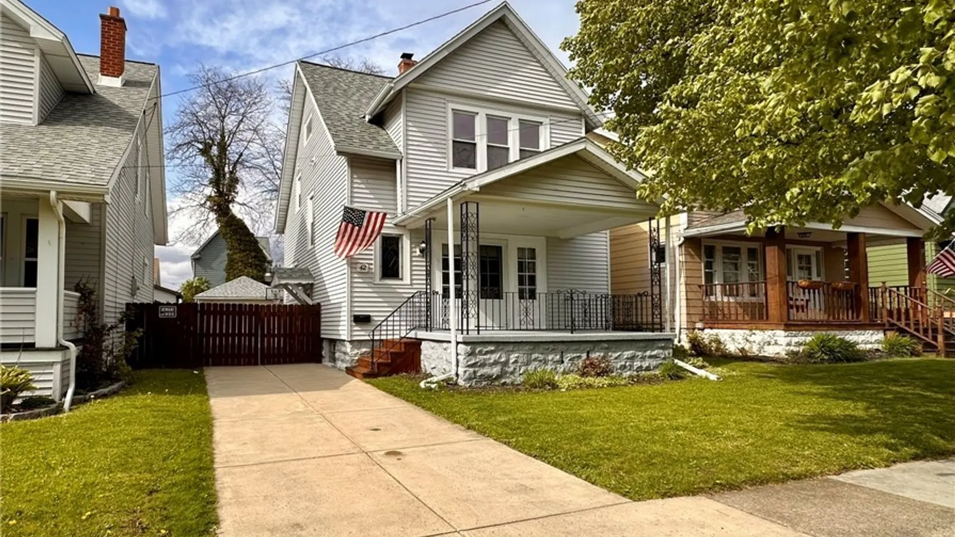 Property at 42 Bloomfield Avenue, Buffalo, NY 14220 2