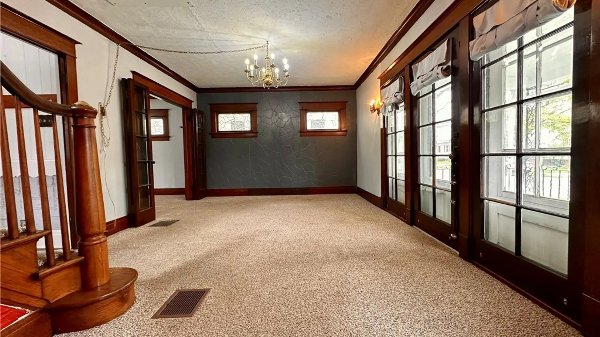 Property at 42 Bloomfield Avenue, Buffalo, NY 14220 7