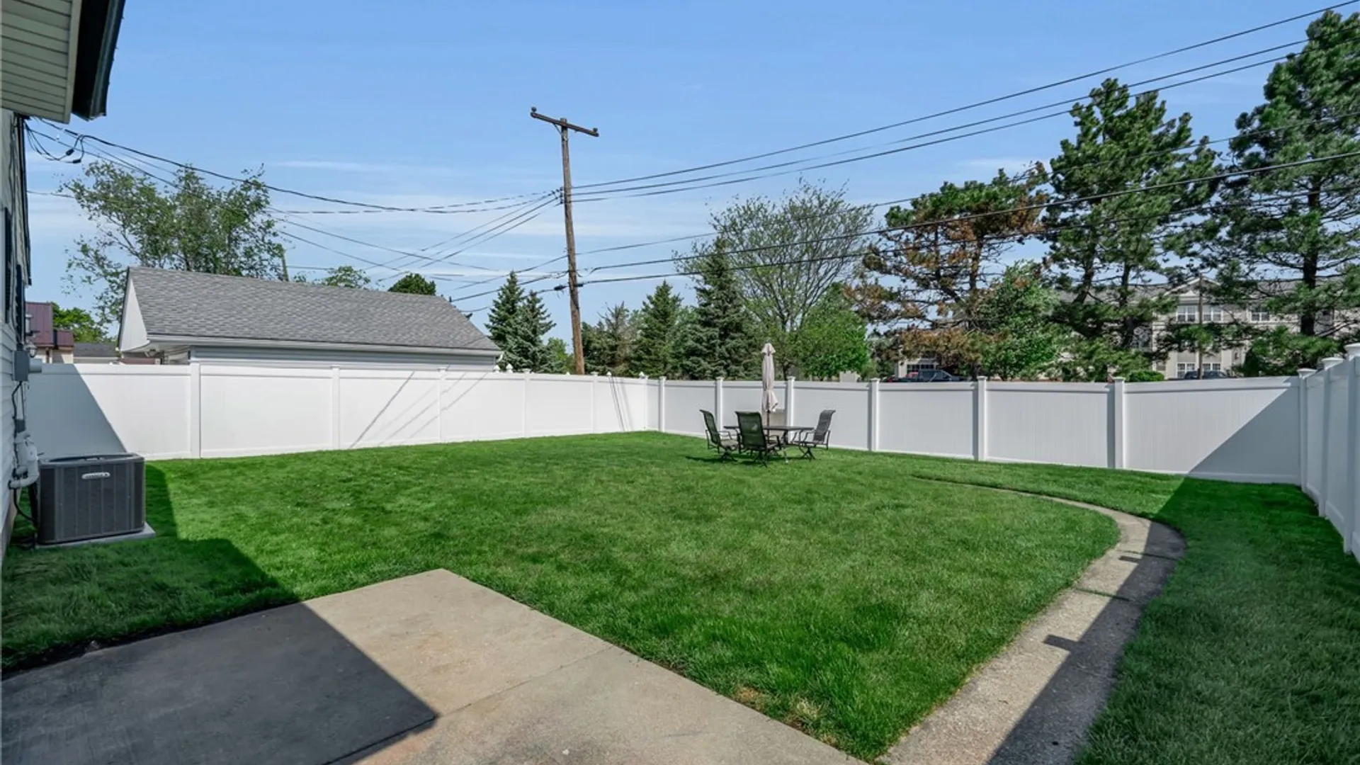 Property at 147 Harris Court, Cheektowaga, NY 14225 24