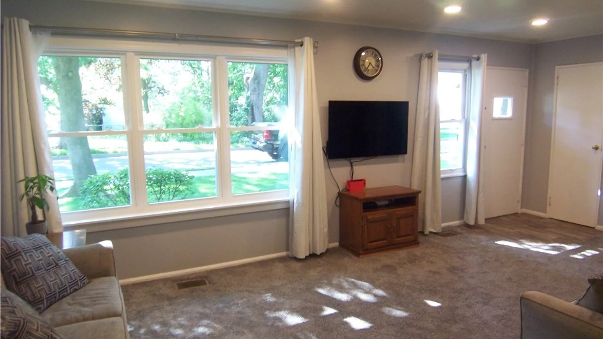 Property at 36 Elm Street, Batavia City, NY 14020 14
