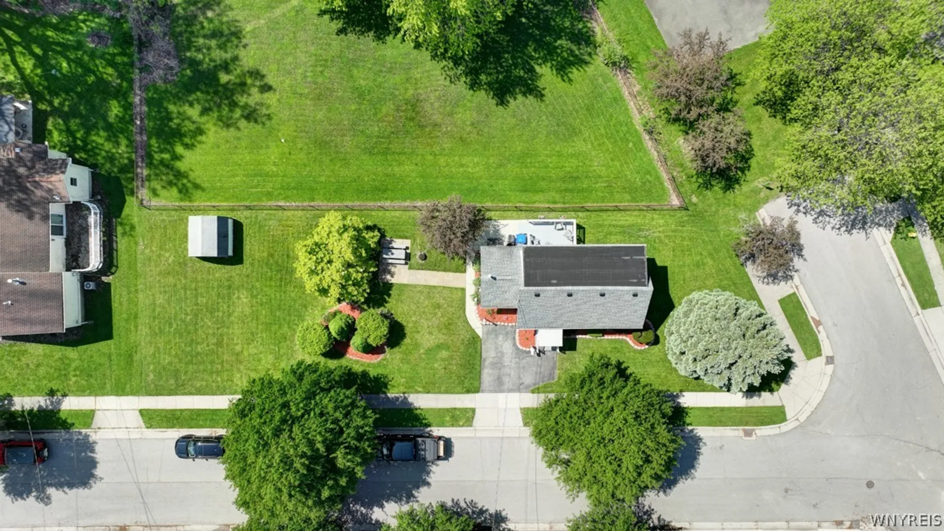 Property at 200 Thorndale Avenue, West Seneca, NY 14224 3