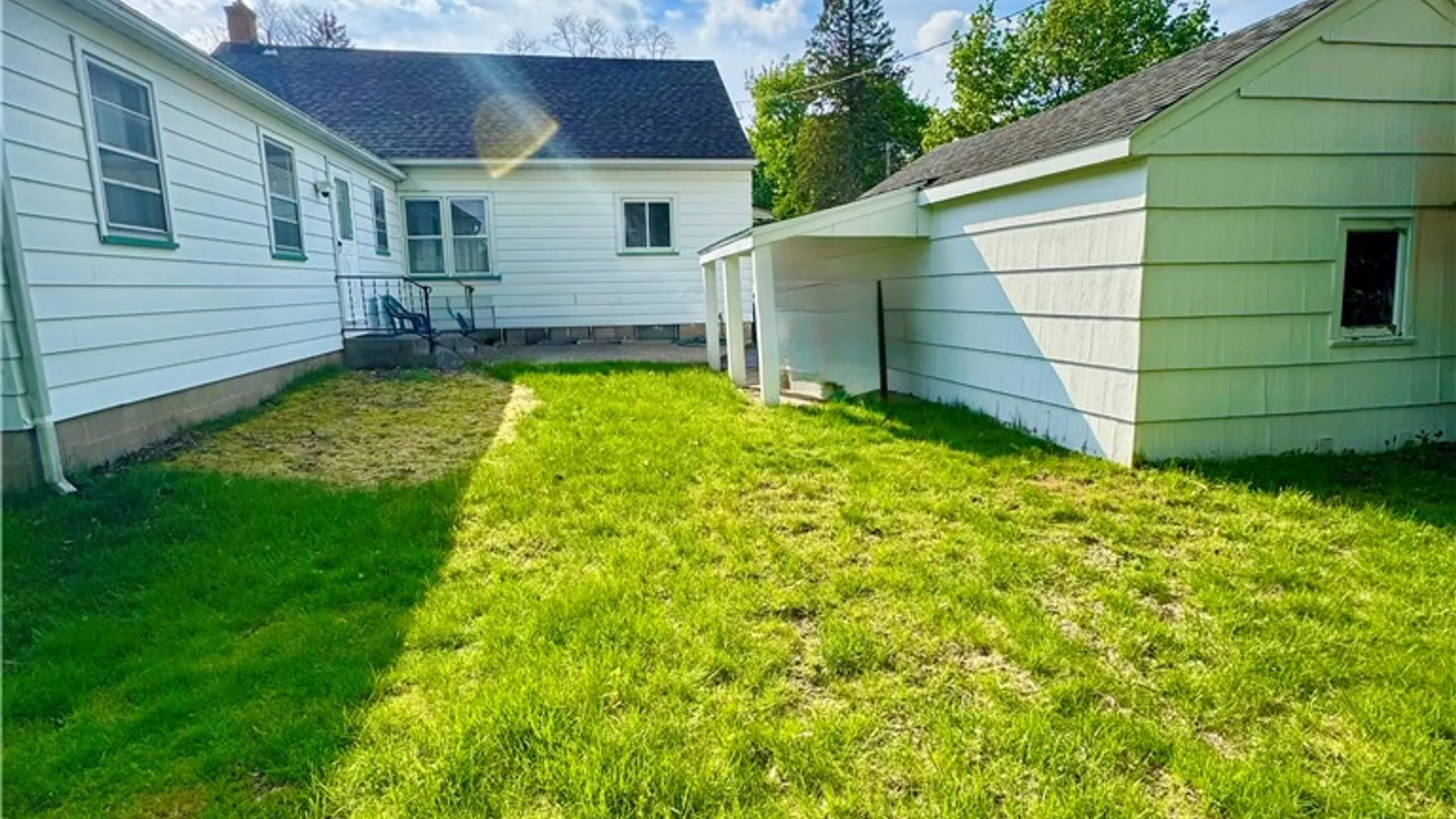 Property at 508 Roosevelt Road, East Rochester, NY 14445 2