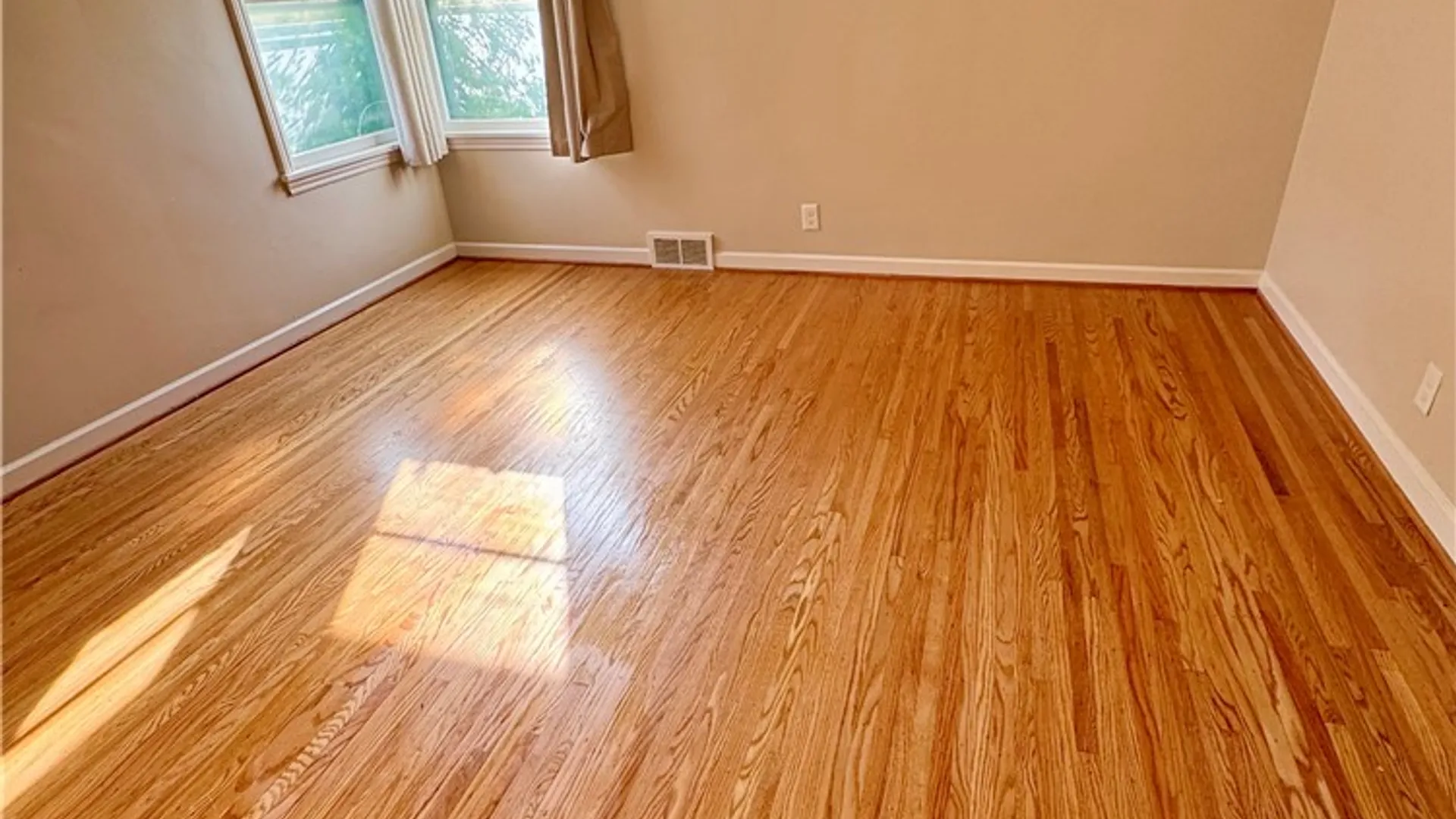 Property at 508 Roosevelt Road, East Rochester, NY 14445 9