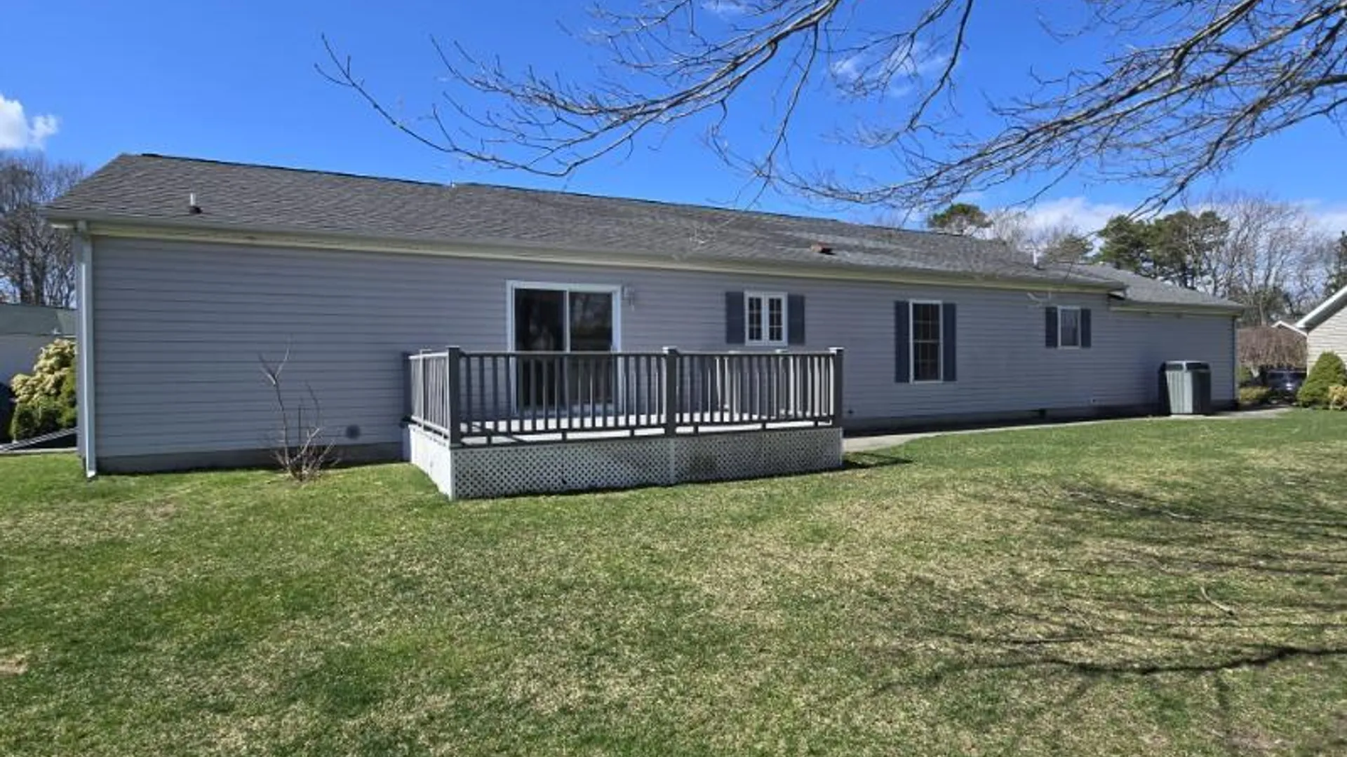 Property at 1407-271 Middle Rd, Calverton, NY 11933 2