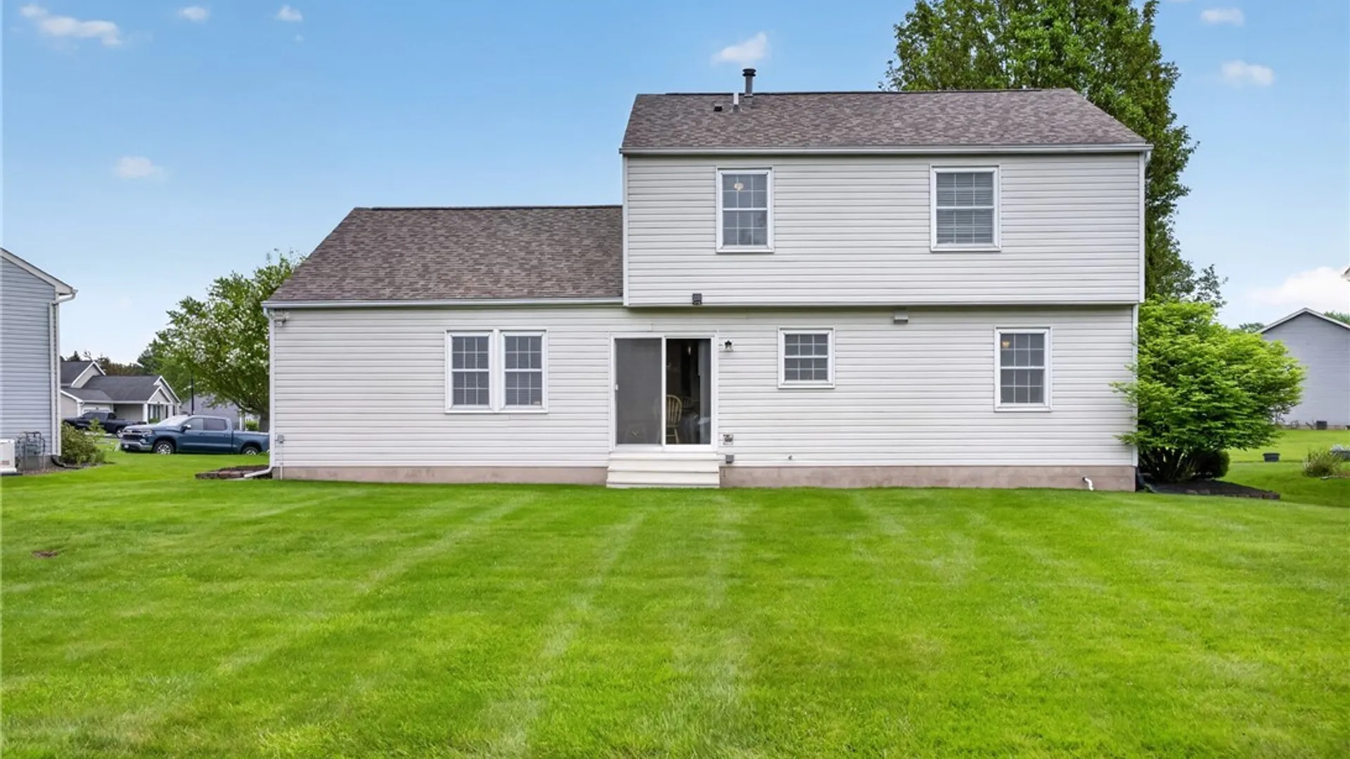 Property at 6143 Palisades Dr, Cicero, NY 13039 40