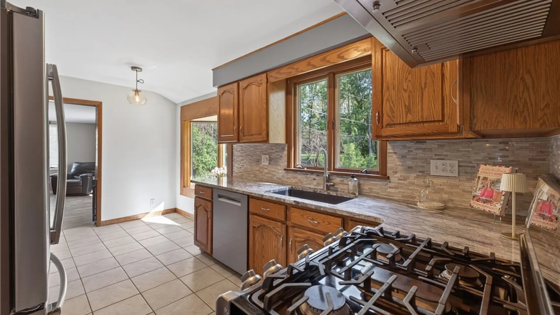 Property at 565 Bay Road, Webster, NY 14580 10