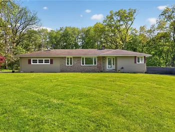Property at 565 Bay Road, Webster, NY 14580