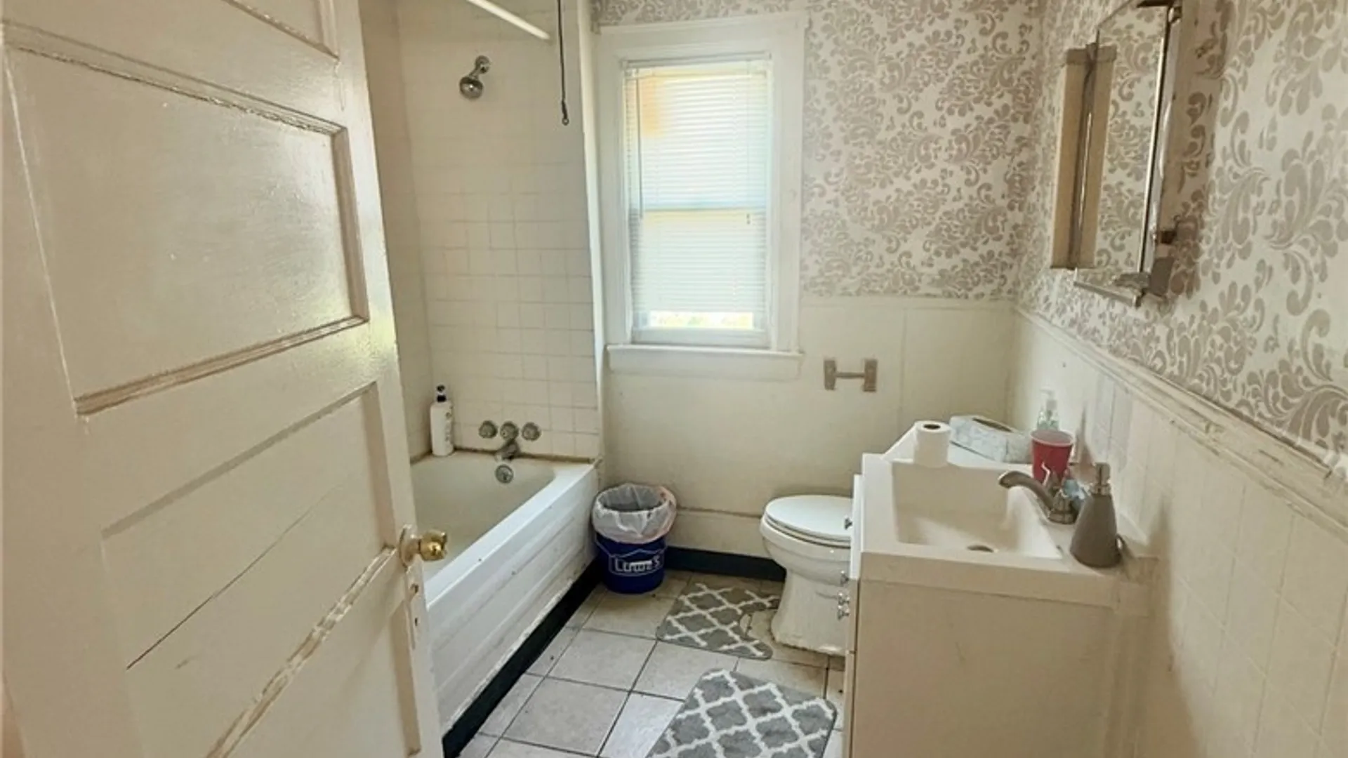 Property at 297 Hamburg, Buffalo, NY 14204 6