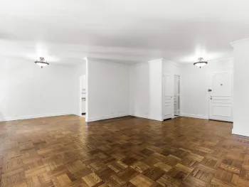 Property at 650 Park Avenue, New York, NY 10021