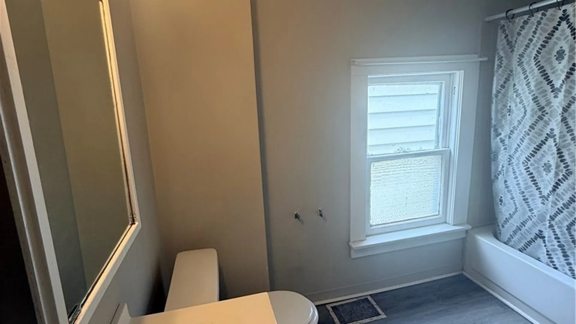 Property at 200 Tremont Street, North Tonawanda, NY 14120 5