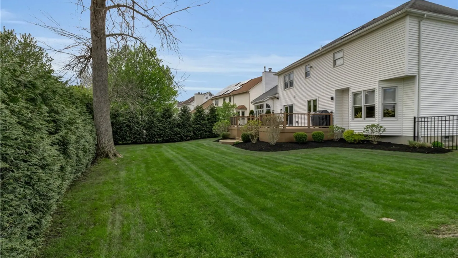 Property at 11 Pine Court, Amherst, NY 14221 42