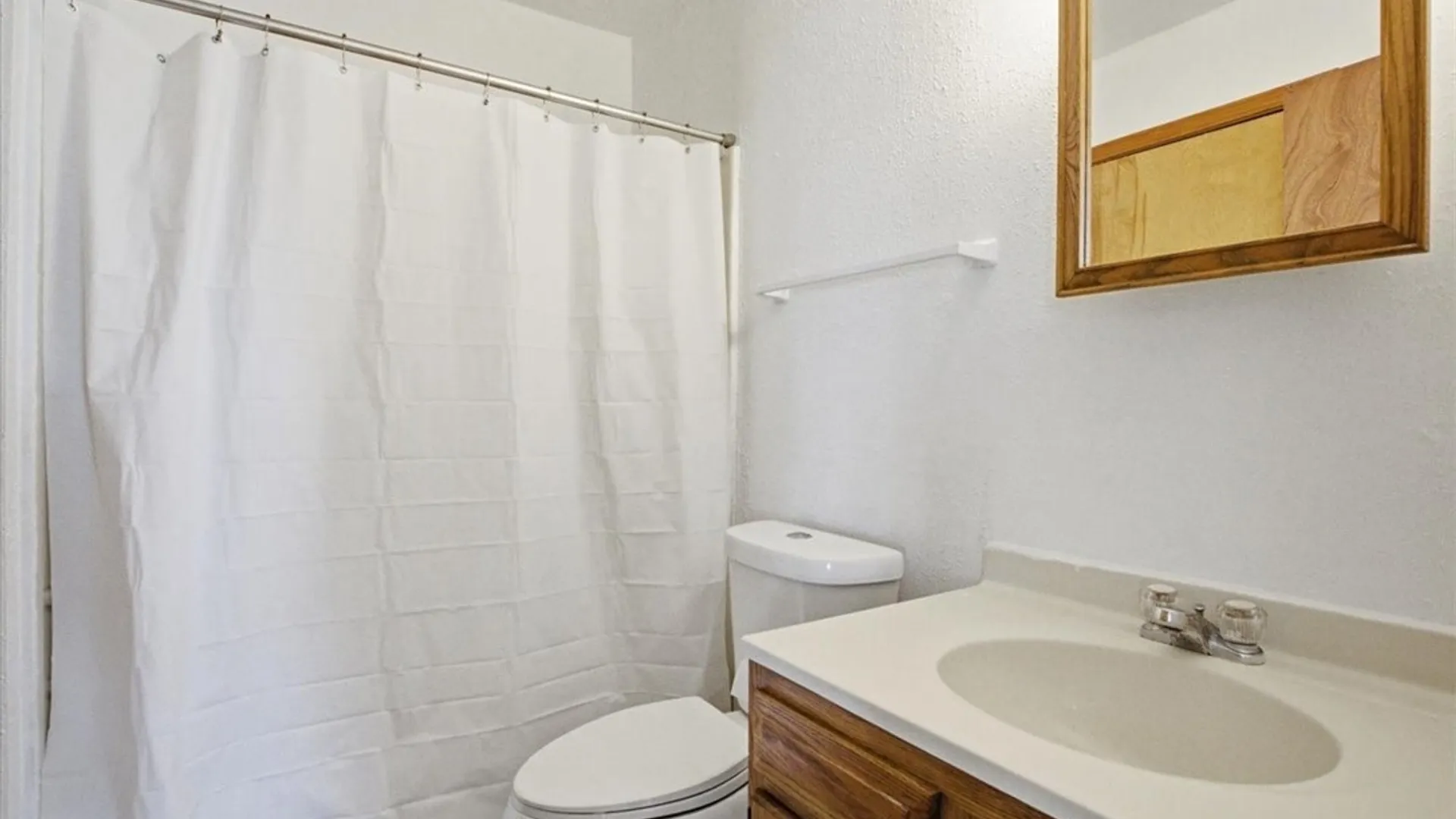 Property at 3125 Portland Street, Niagara, NY 14305 12
