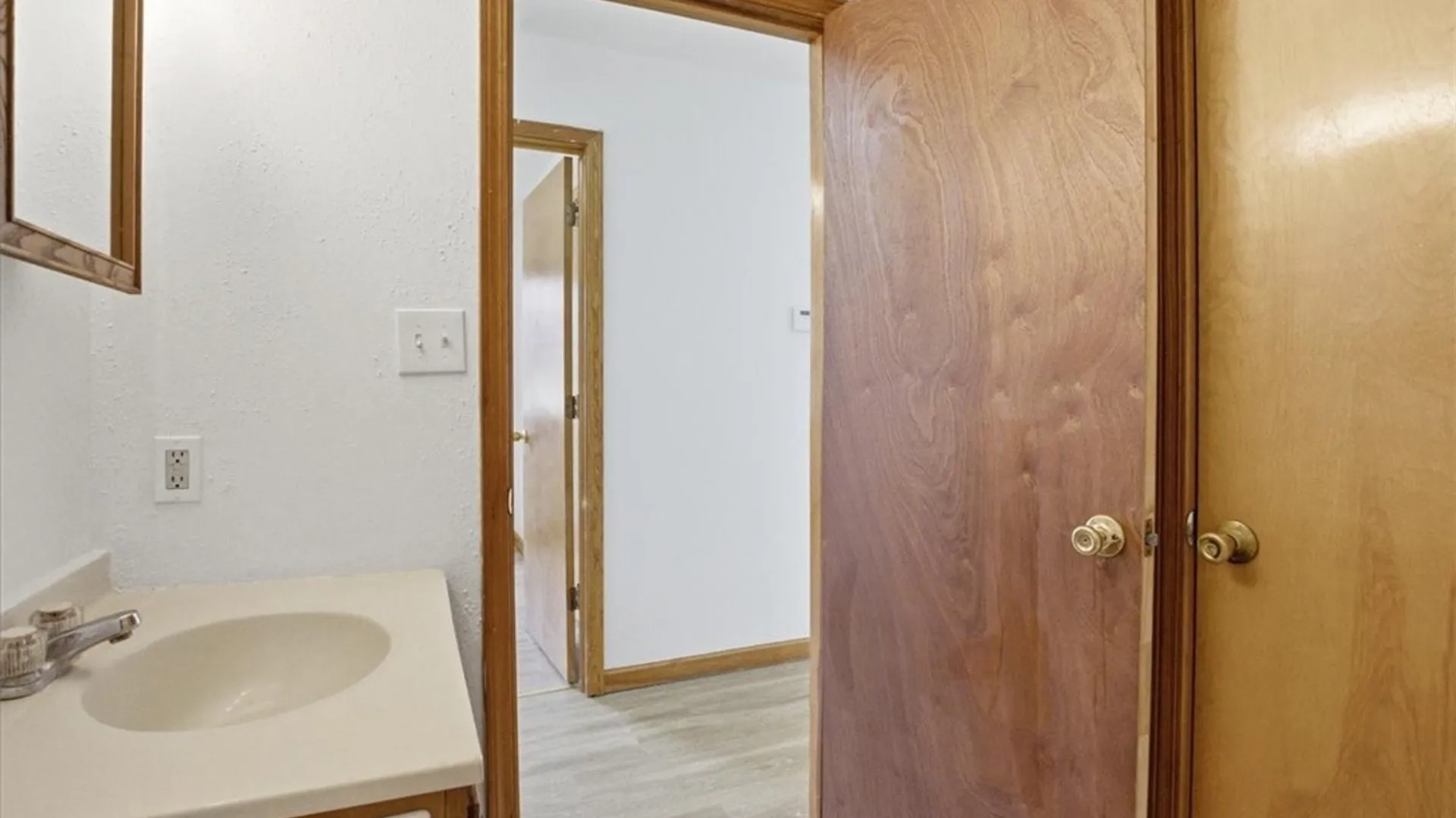 Property at 3125 Portland Street, Niagara, NY 14305 13
