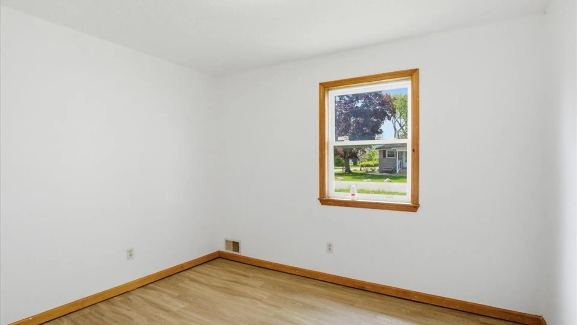 Property at 3125 Portland Street, Niagara, NY 14305 14