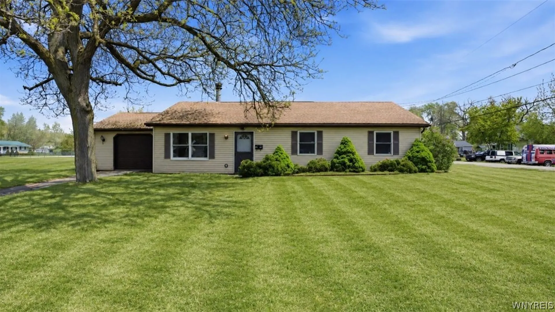 Property at 3125 Portland Street, Niagara, NY 14305 2